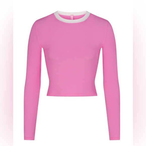 SKIMS Tops - Skims Soft Lounge Ringer Long Sleeve Crop Top